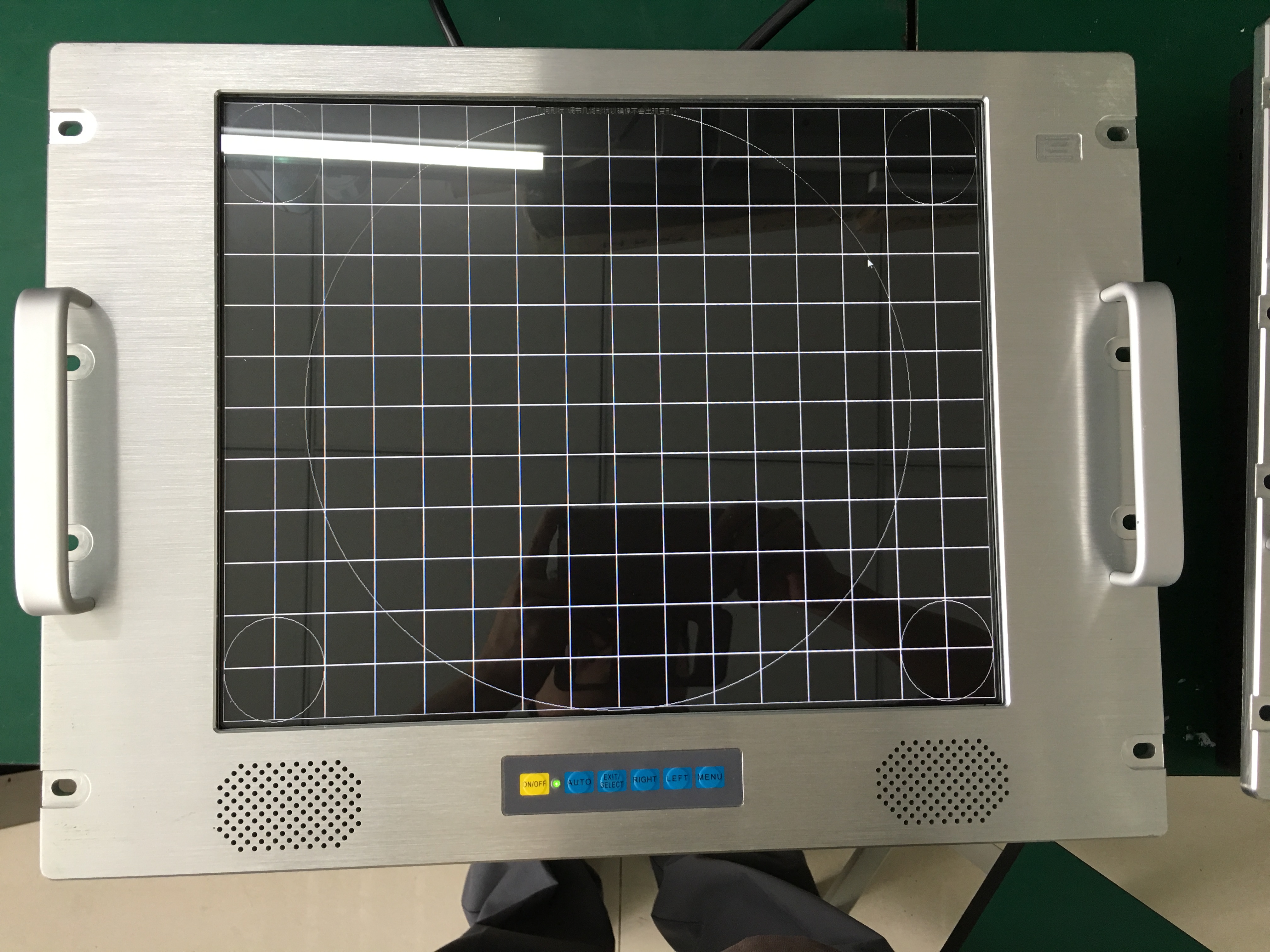 無(wú)縫拼接屏幕對(duì)工業(yè)顯示器的重要作用